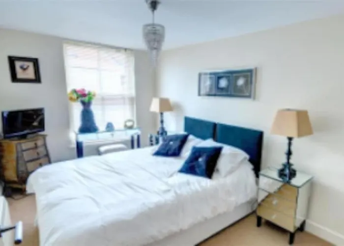 Kittiwake-Top Floor Sea View Apartment Two Bedrooms